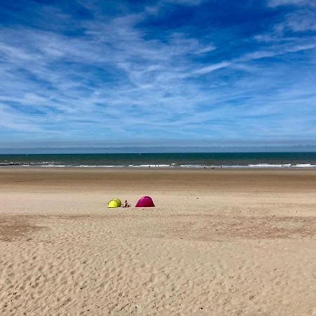 Oostende Luxury Seaview Studio - Large Terrace- Swimming Pool - Parking 외부 사진